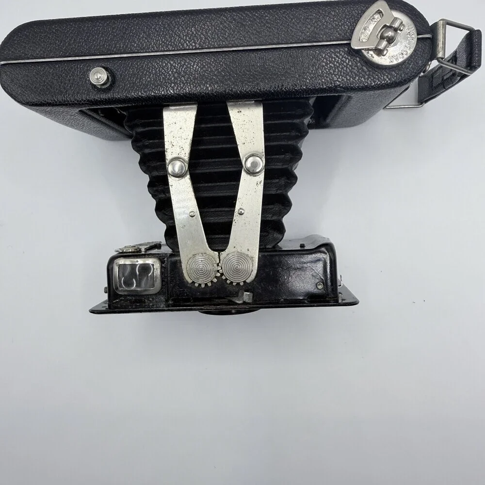 Antique Folding Bellows Camera JIFFY KODAK SIX-20 Clean Clear Glass ART DECO